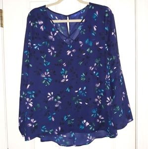 Apt 9 Navy Flowered Top, Size XL